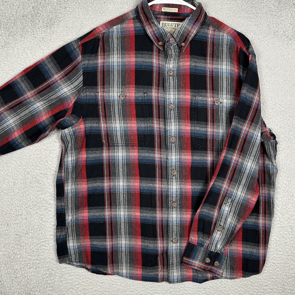 Duluth Trading Co Shirt Mens Large Untucked Relaxed Fit Red Black Plaid Flannel